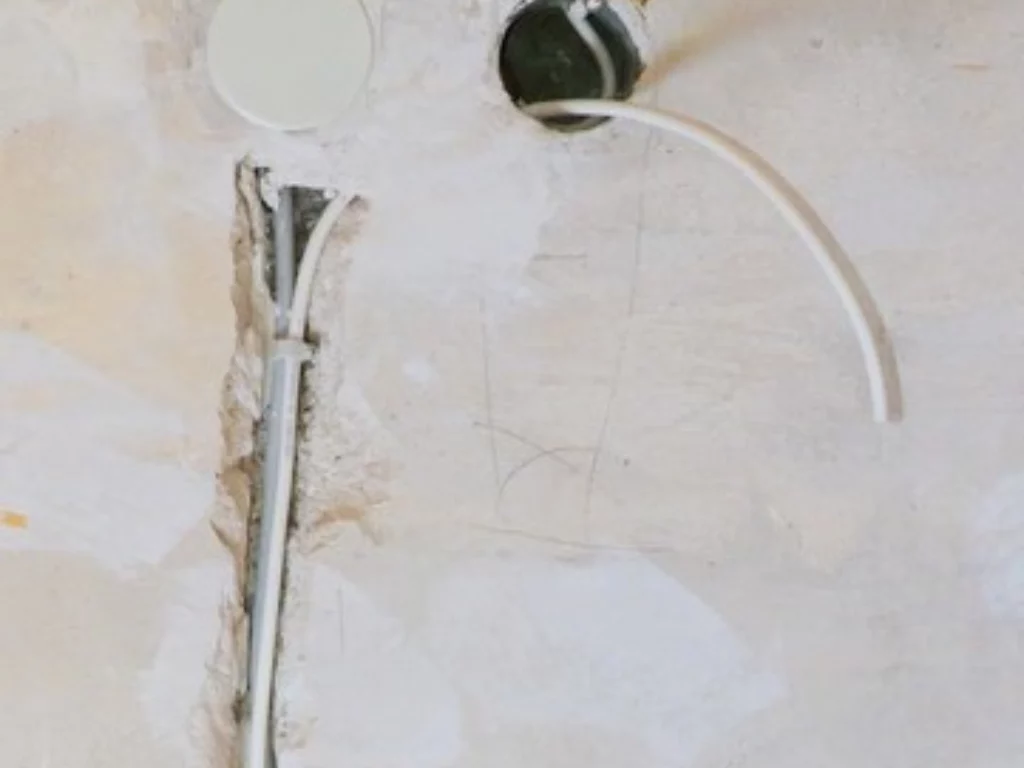 Comment bien faire une saignée dans un mur porteur